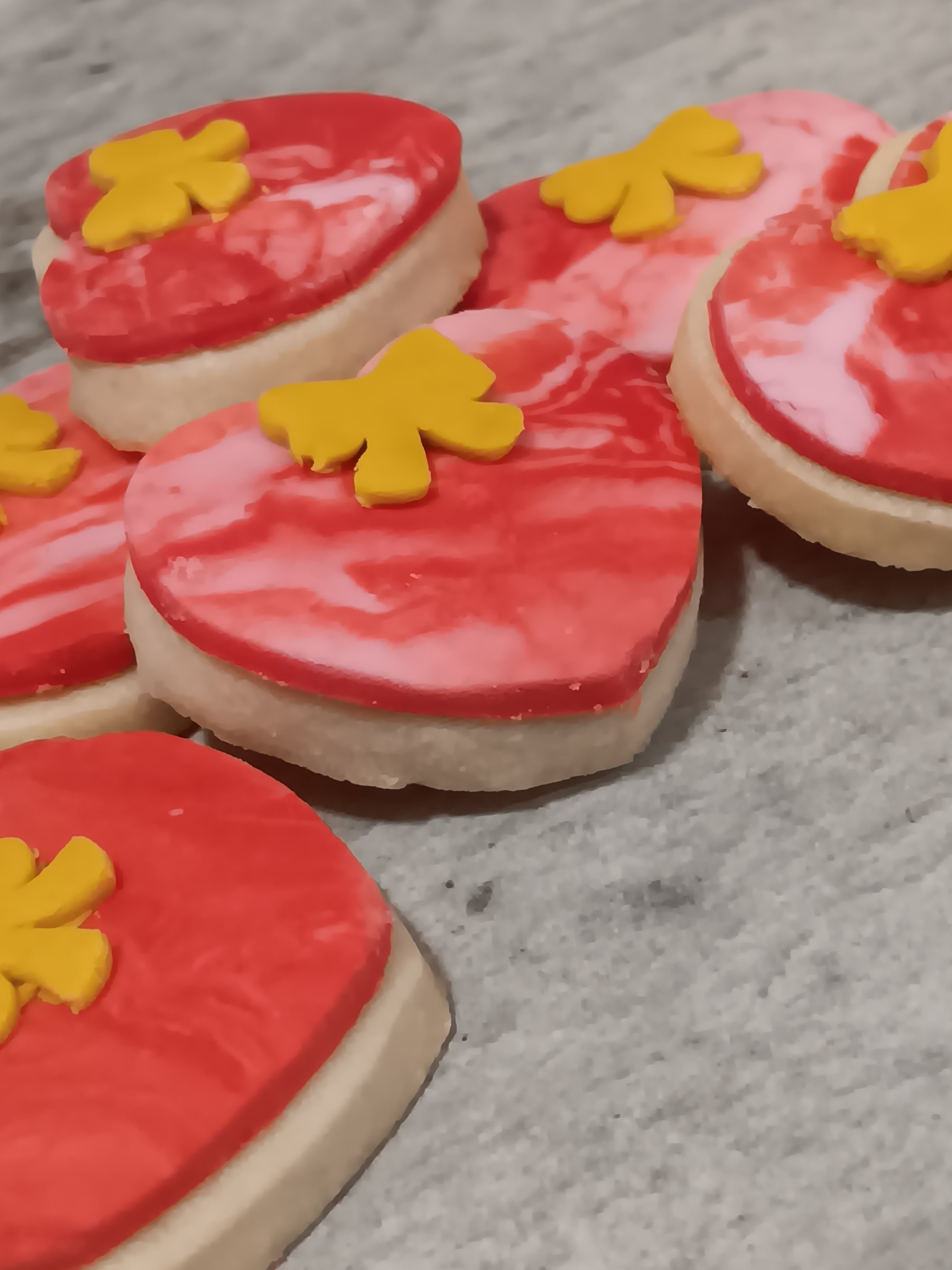24ct Heart Mini Frosted Sugar Cookies