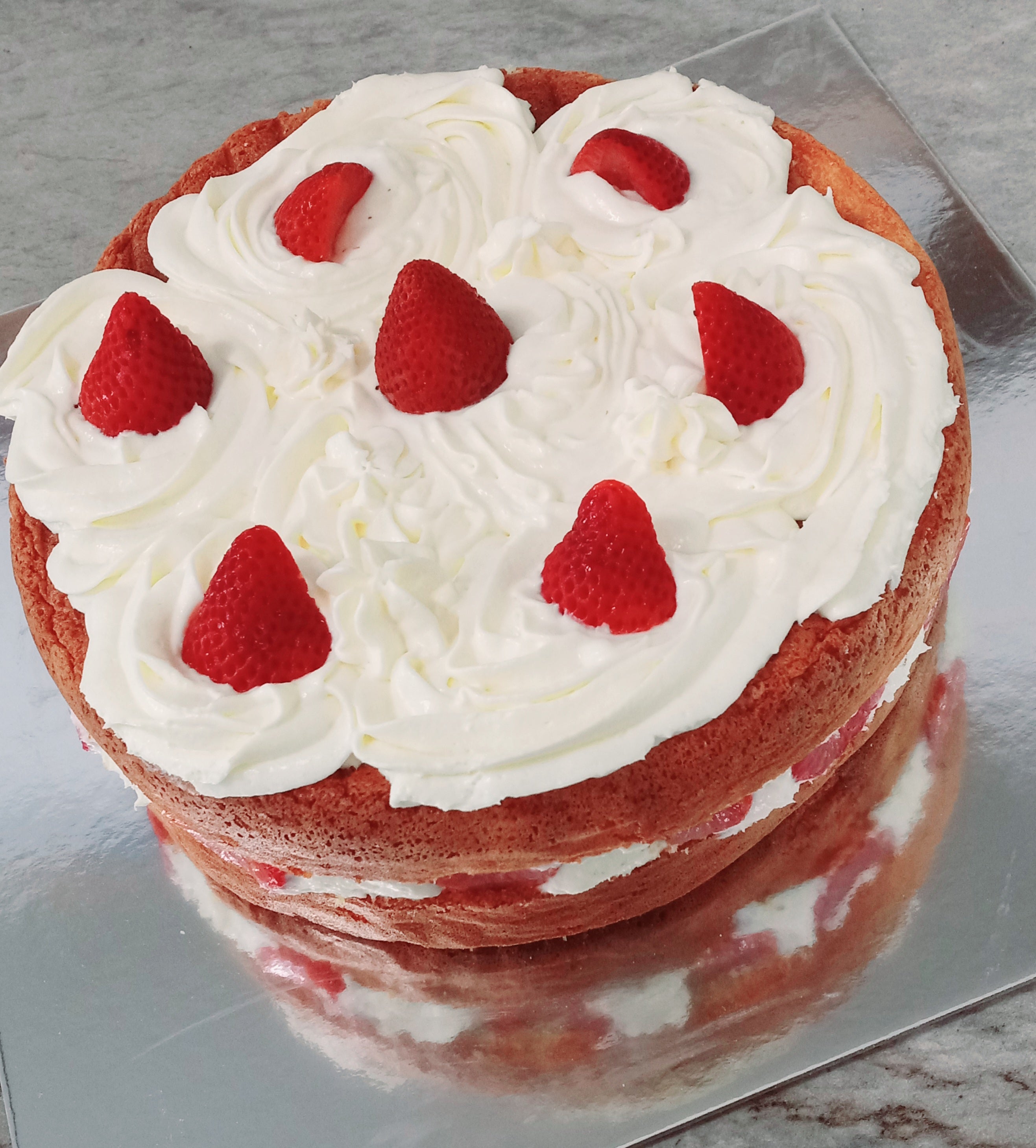 8" Strawberry Sponge Cake