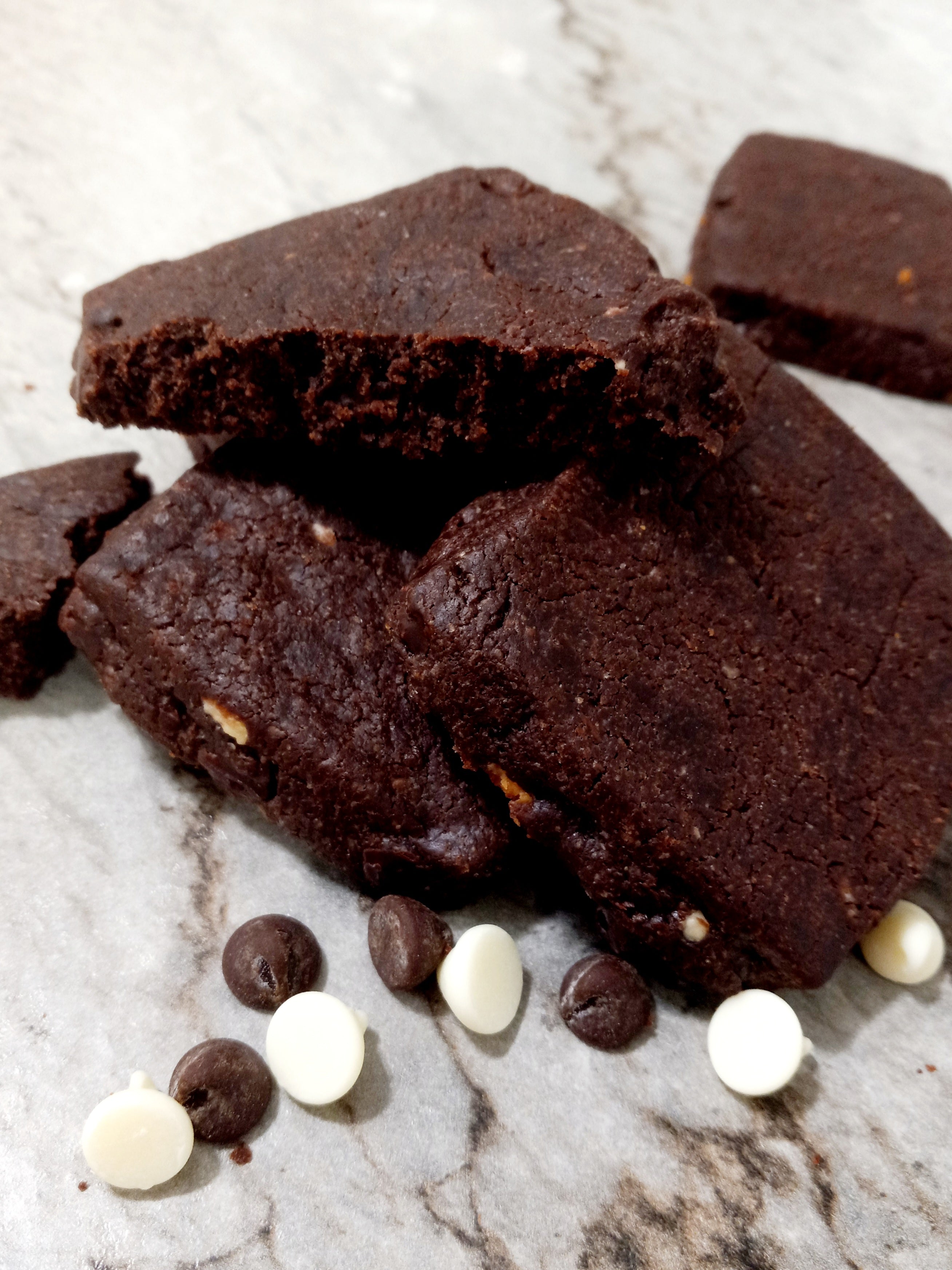 12ct 2 Chip Chocolate Chip Cookie